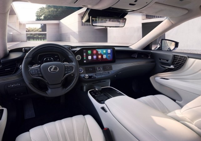 lexus z muzyka