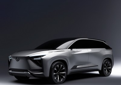 suv lexusa