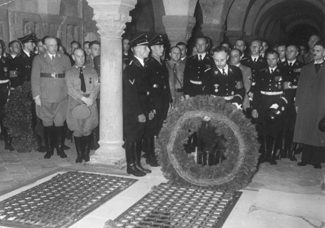 nazistowskie wieki srednie